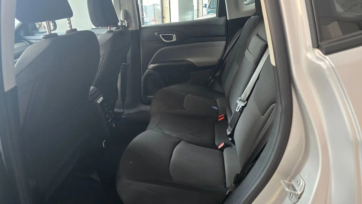 Jeep Compass 1.5 Turbo T4 130CV MHEV 2WD Longitude (12)