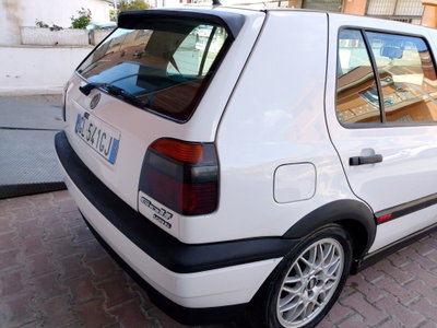 Volkswagen Golf 2.8 VR6 cat 5 porte (4)