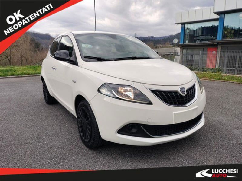 Lancia Ypsilon 1.0 FireFly 5 porte S&S Hybrid Silver Plus