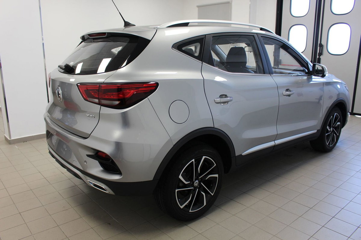Mg ZS ZS 1.5 Luxury (4)