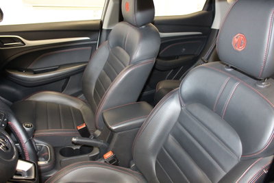 Mg ZS ZS 1.5 Luxury (8)