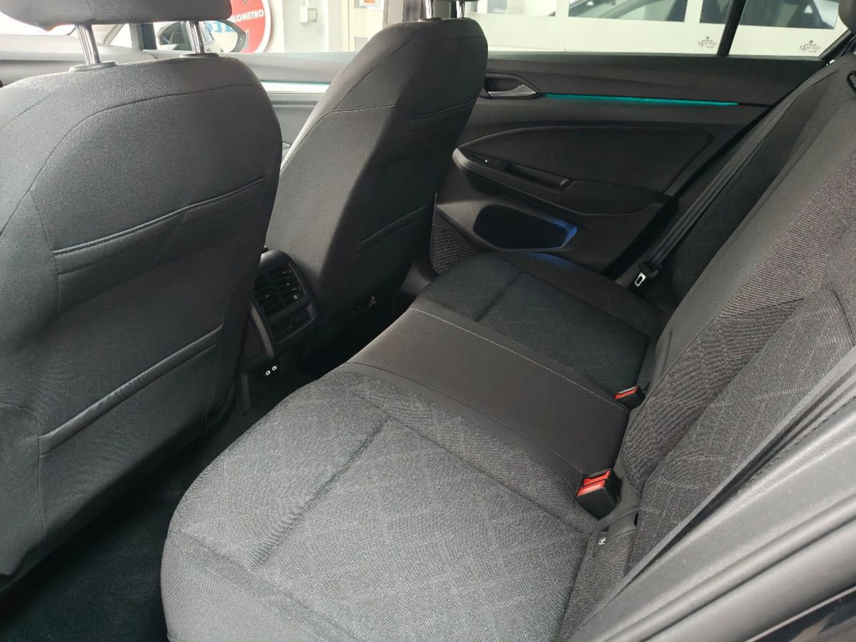 Volkswagen Golf 1.5 TSI EVO ACT Life (18)