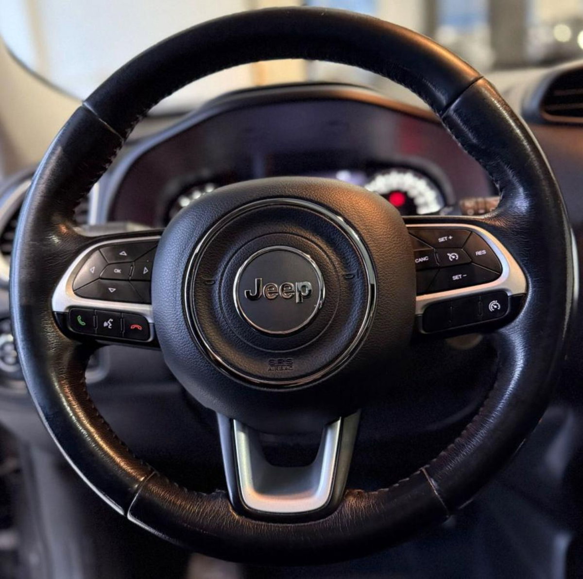 Jeep Renegade 1.6 Mjt 120 CV Limited (12)