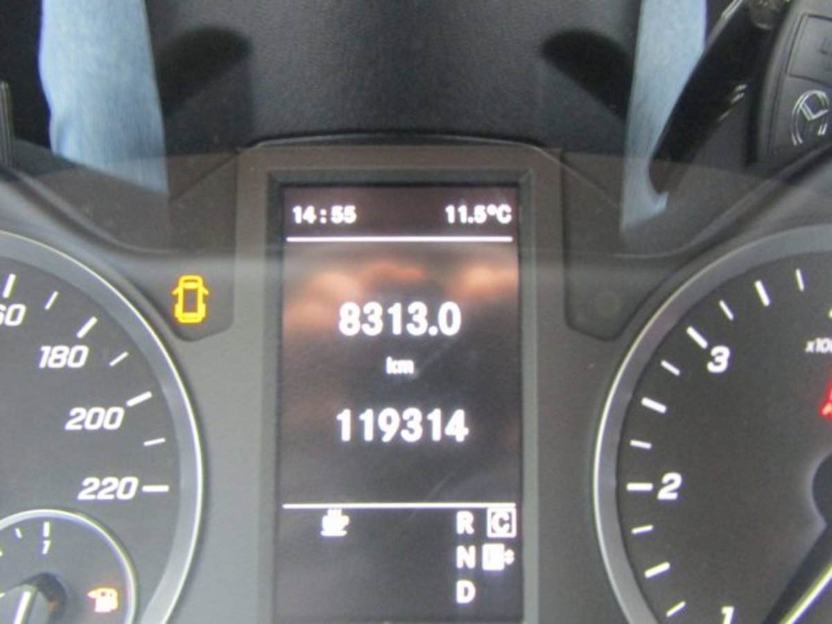 Mercedes-Benz Vito 2.0 114 CDI PC-SL Mixto Long (20)