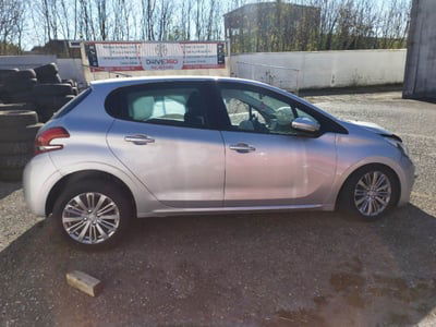Peugeot 208 82 Stop&Start 5 porte Allure  usata