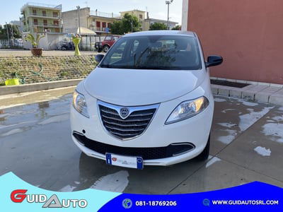 Lancia Ypsilon 0.9 TwinAir 85 CV 5 porte Metano Ecochic Gold  usata