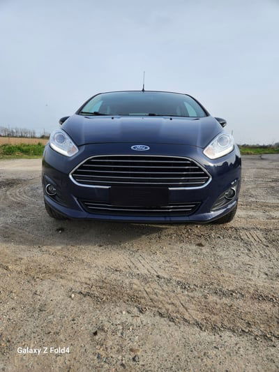 Ford Fiesta 1.4 5p. Bz.- GPL Titanium  usata