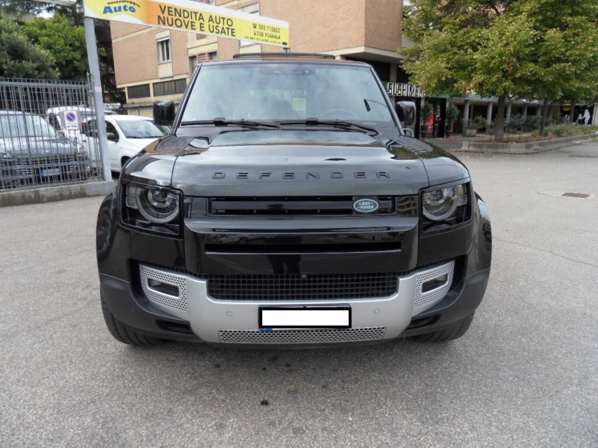 Land Rover Defender 110 3.0d i6 mhev X-Dynamic SE awd 200cv auto