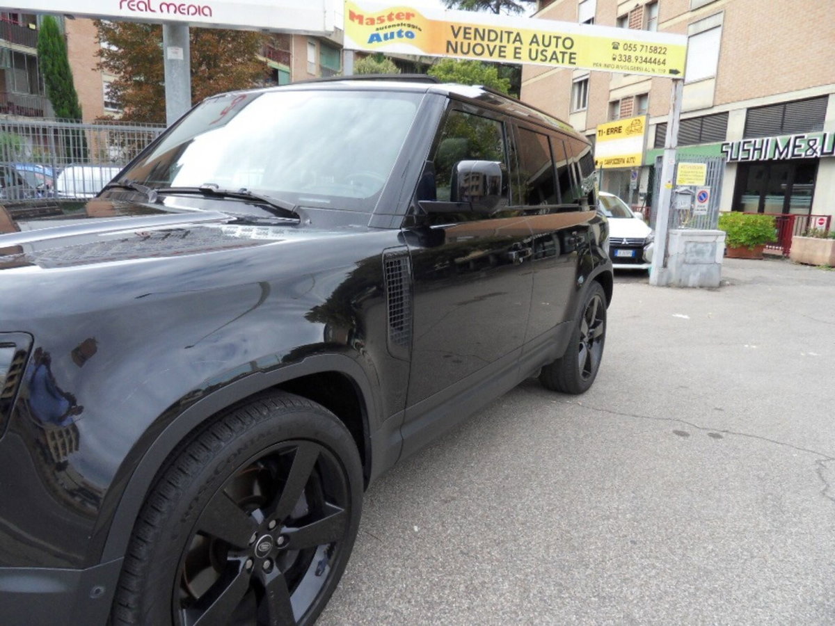 Land Rover Defender 110 3.0d i6 mhev X-Dynamic SE awd 200cv auto (10)