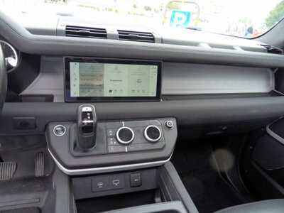 Land Rover Defender 110 3.0d i6 mhev X-Dynamic SE awd 200cv auto (14)