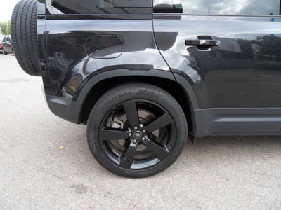 Land Rover Defender 110 3.0d i6 mhev X-Dynamic SE awd 200cv auto (4)