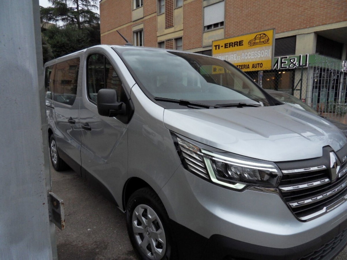 Renault Trafic Furgone BluedCi 150CV EDC PC-TN SpaceClass (2)