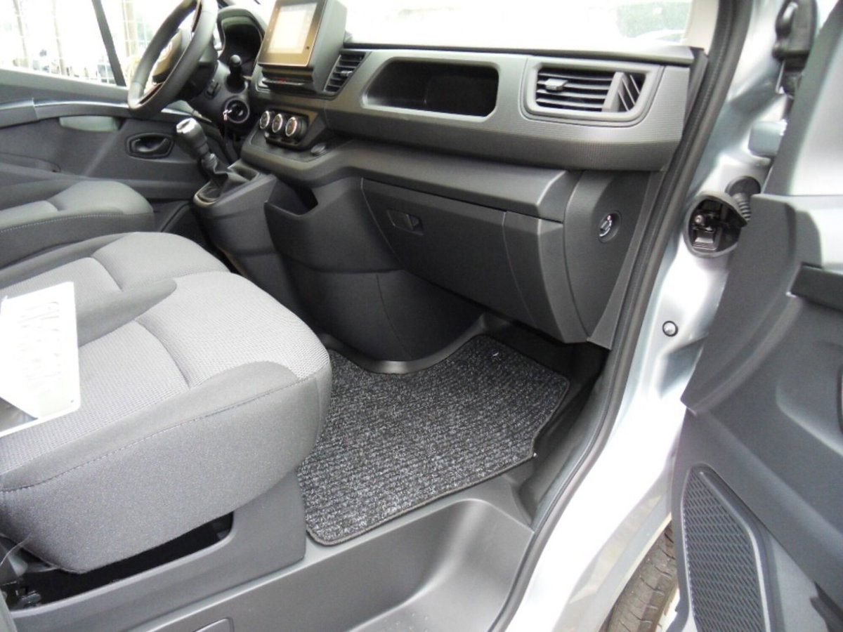 Renault Trafic Furgone BluedCi 150CV EDC PC-TN SpaceClass (11)