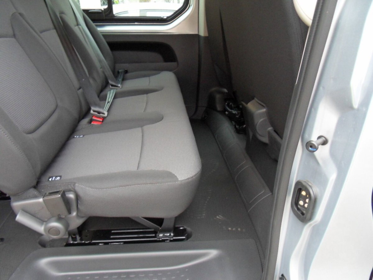 Renault Trafic Furgone BluedCi 150CV EDC PC-TN SpaceClass (17)