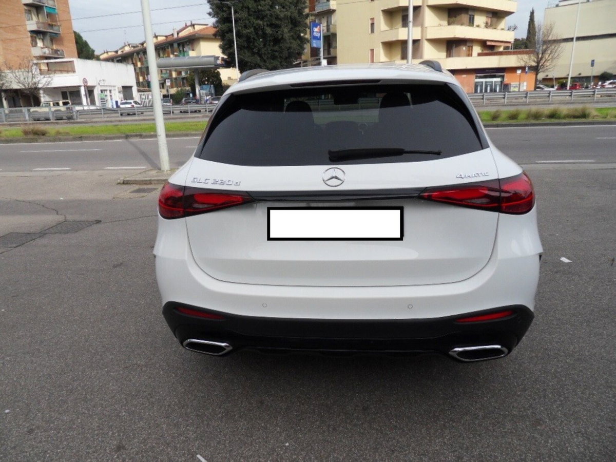 Mercedes-Benz GLC 220 d 4Matic Mild Hybrid AMG Advanced Plus (12)