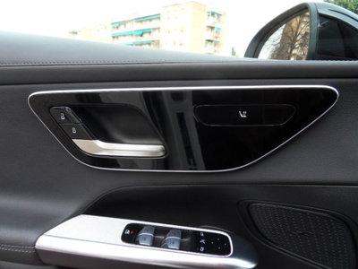 Mercedes-Benz GLC 220 d 4Matic Mild Hybrid AMG Advanced Plus (4)