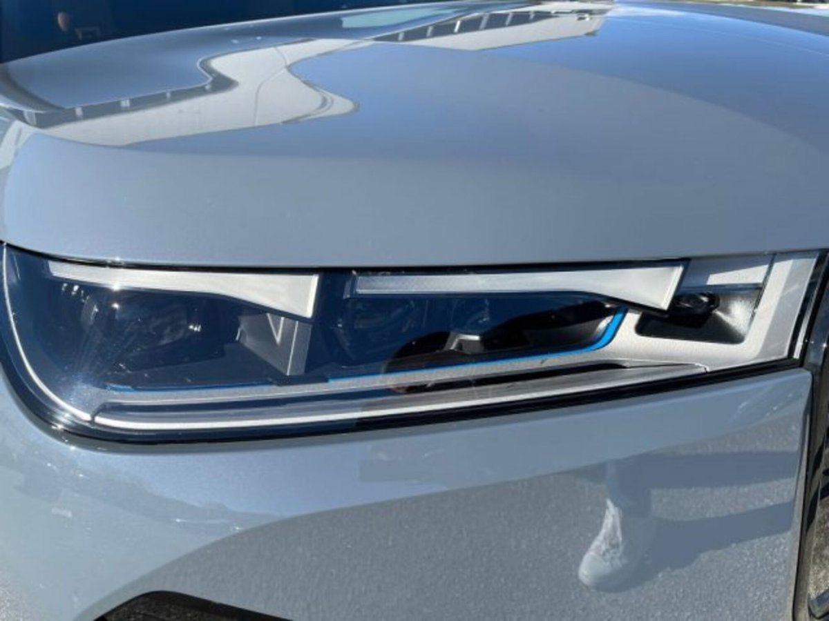 BMW iX xdrive50 pacchetto sportivo (7)