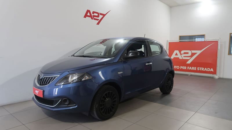 Lancia Ypsilon 1.0 FireFly 5 porte S&S Hybrid Ecochic Silver