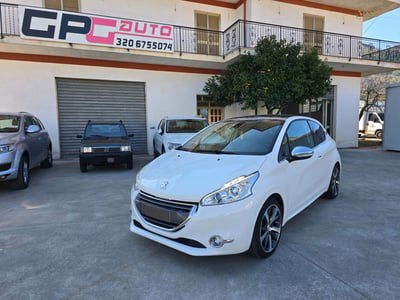 Peugeot 208 e-HDi 92 CV Stop&Start 3 porte Allure usata