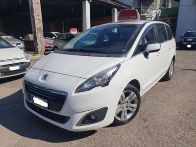 Peugeot 5008 1.6 HDi 115CV Allure usata