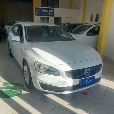 Volvo V60 D2 Geartronic Kinetic usata