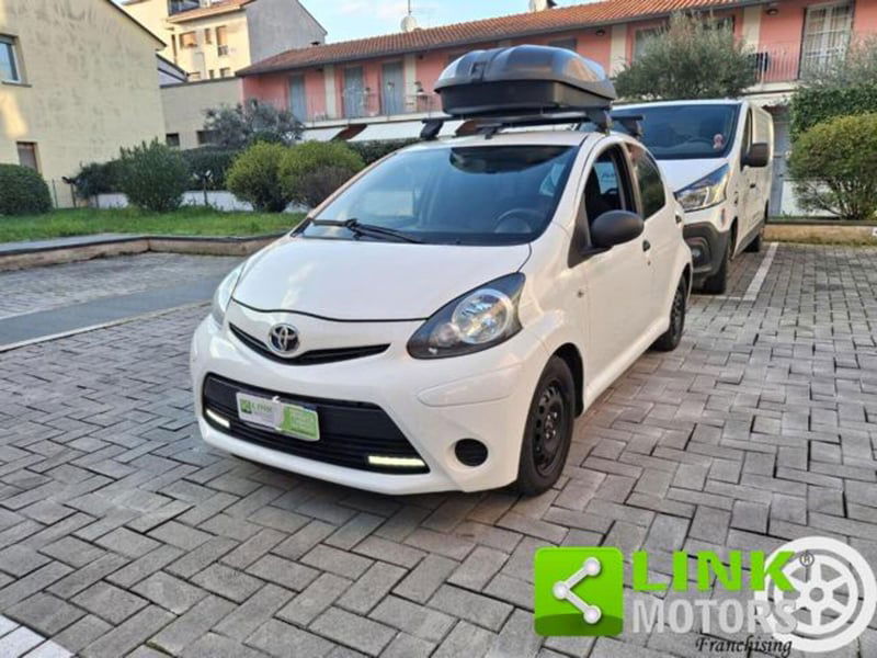 Toyota Aygo 1.0 12V VVT-i 5 porte Active Connect