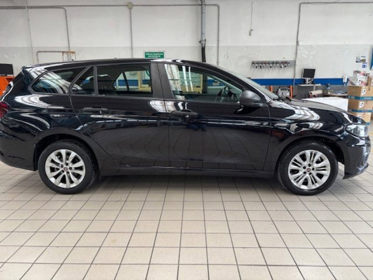 Fiat Tipo Station Wagon Tipo 1.4 T-Jet 120CV GPL SW Easy (3)
