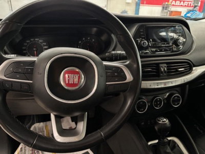 Fiat Tipo Station Wagon Tipo 1.4 T-Jet 120CV GPL SW Easy (8)