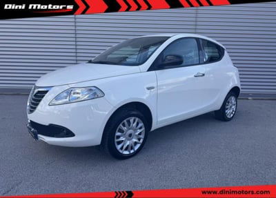 Lancia Ypsilon 0.9 TwinAir 85 CV 5 porte S&S Gold usata