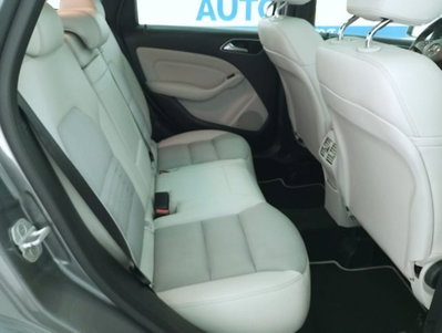 Mercedes-Benz Classe B 220 Automatic 4Matic Sport (11)