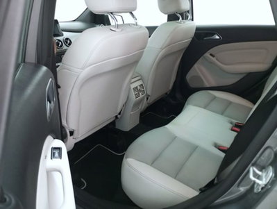 Mercedes-Benz Classe B 220 Automatic 4Matic Sport (12)