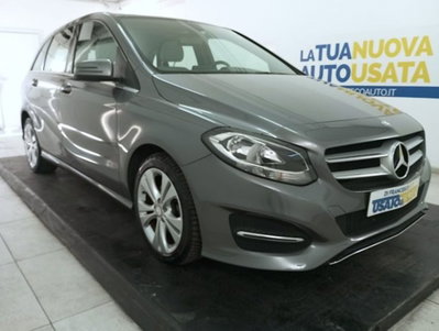 Mercedes-Benz Classe B 220 Automatic 4Matic Sport (5)