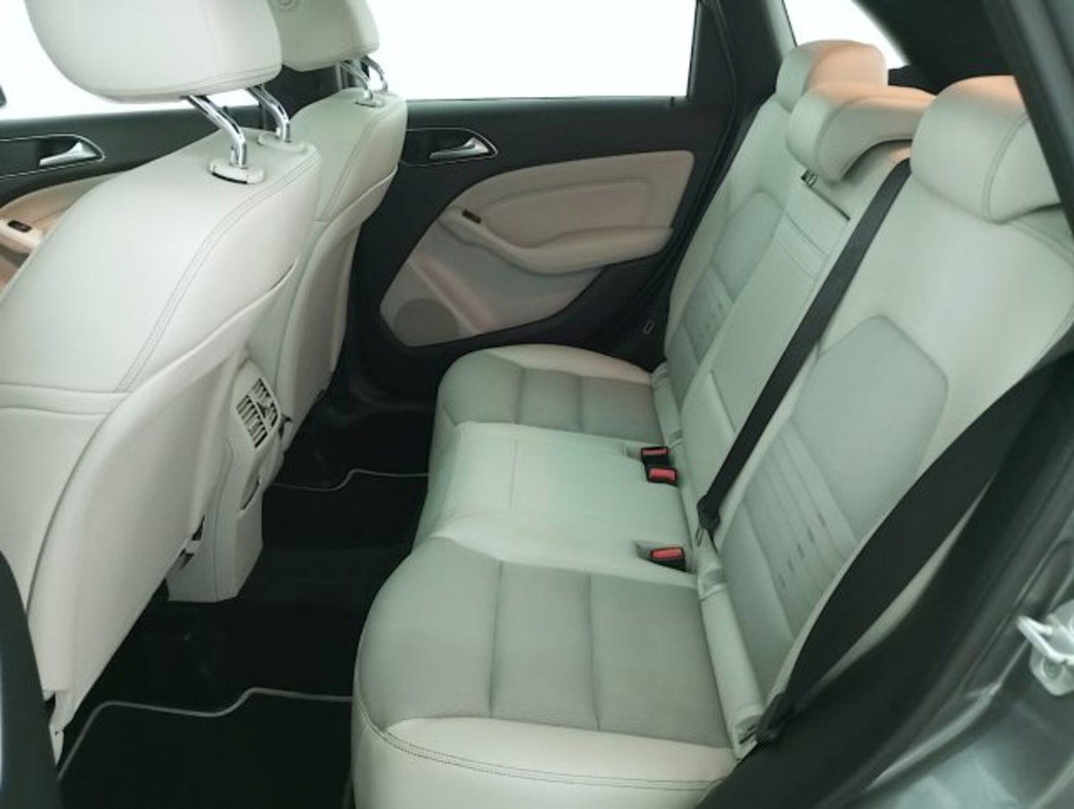 Mercedes-Benz Classe B 220 Automatic 4Matic Sport (9)
