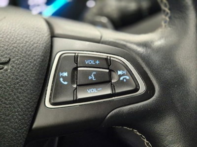 Ford Kuga 2.0 TDCI 180 CV S&S 4WD Vignale (18)