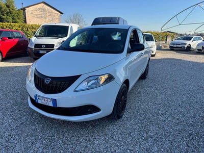 Lancia Ypsilon 1.0 FireFly 5 porte S&S Hybrid Gold Plus usata