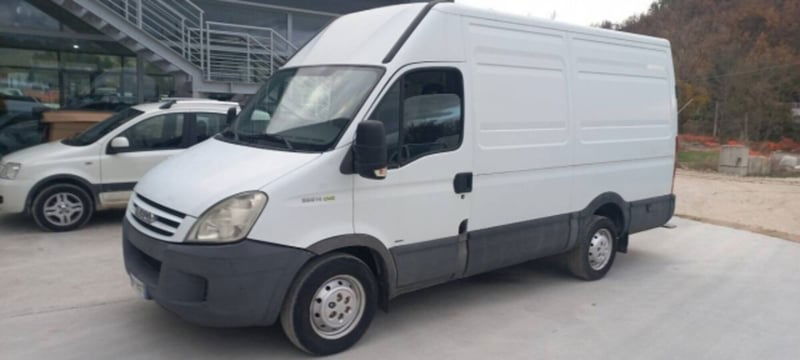 Iveco Daily Furgone 35S14NV 3.0 CNG PLM-TA Furgone