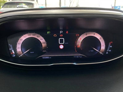 Peugeot 3008 BlueHDi 130 S&S EAT8 GT Line (17)