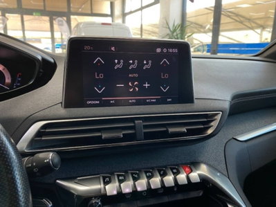 Peugeot 3008 BlueHDi 130 S&S EAT8 GT Line (18)