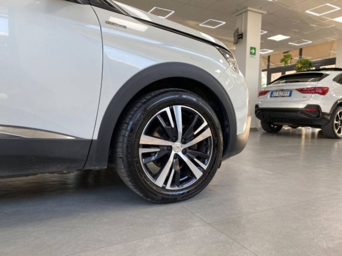 Peugeot 3008 BlueHDi 130 S&S EAT8 GT Line (7)