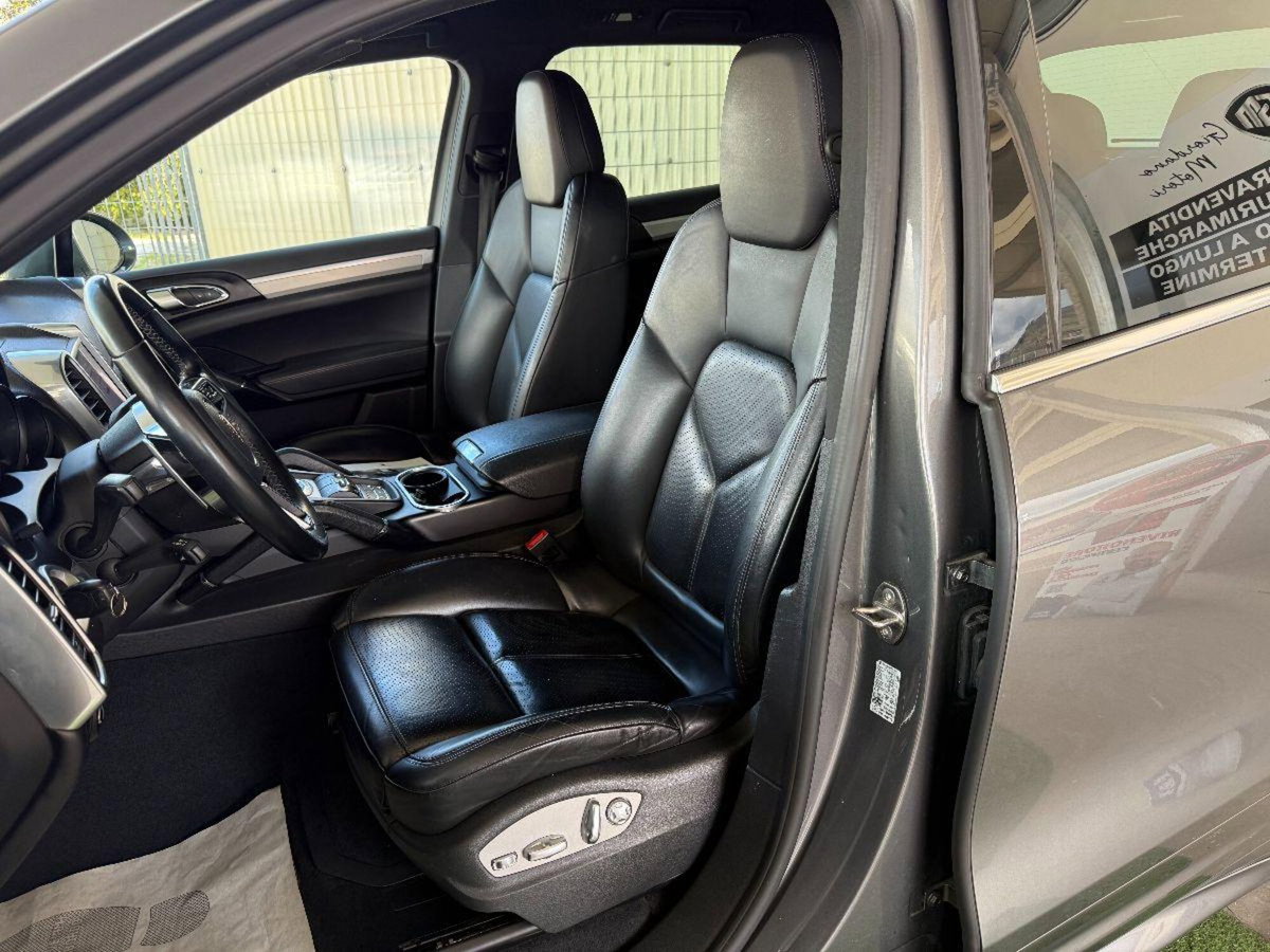 Porsche Cayenne 4.1 S Diesel (10)