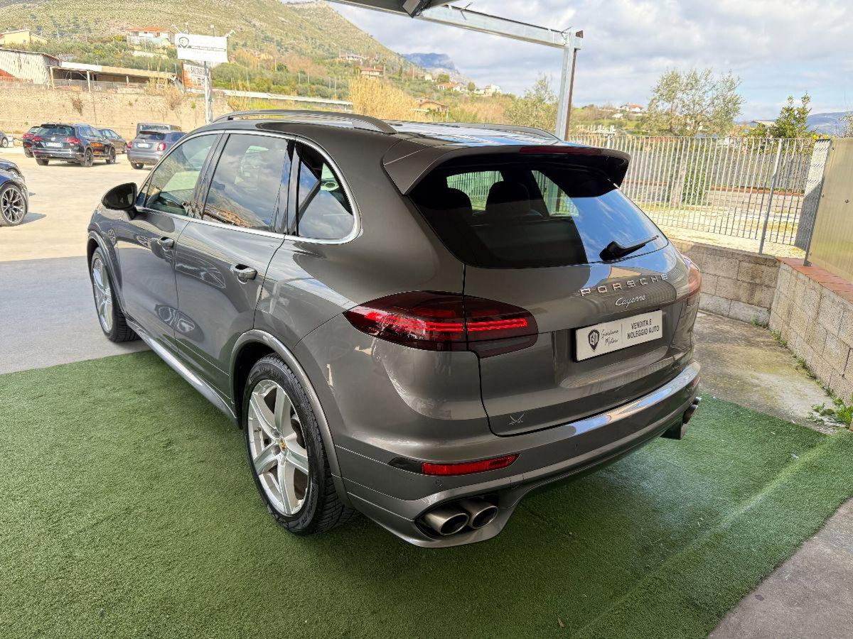 Porsche Cayenne 4.1 S Diesel (4)