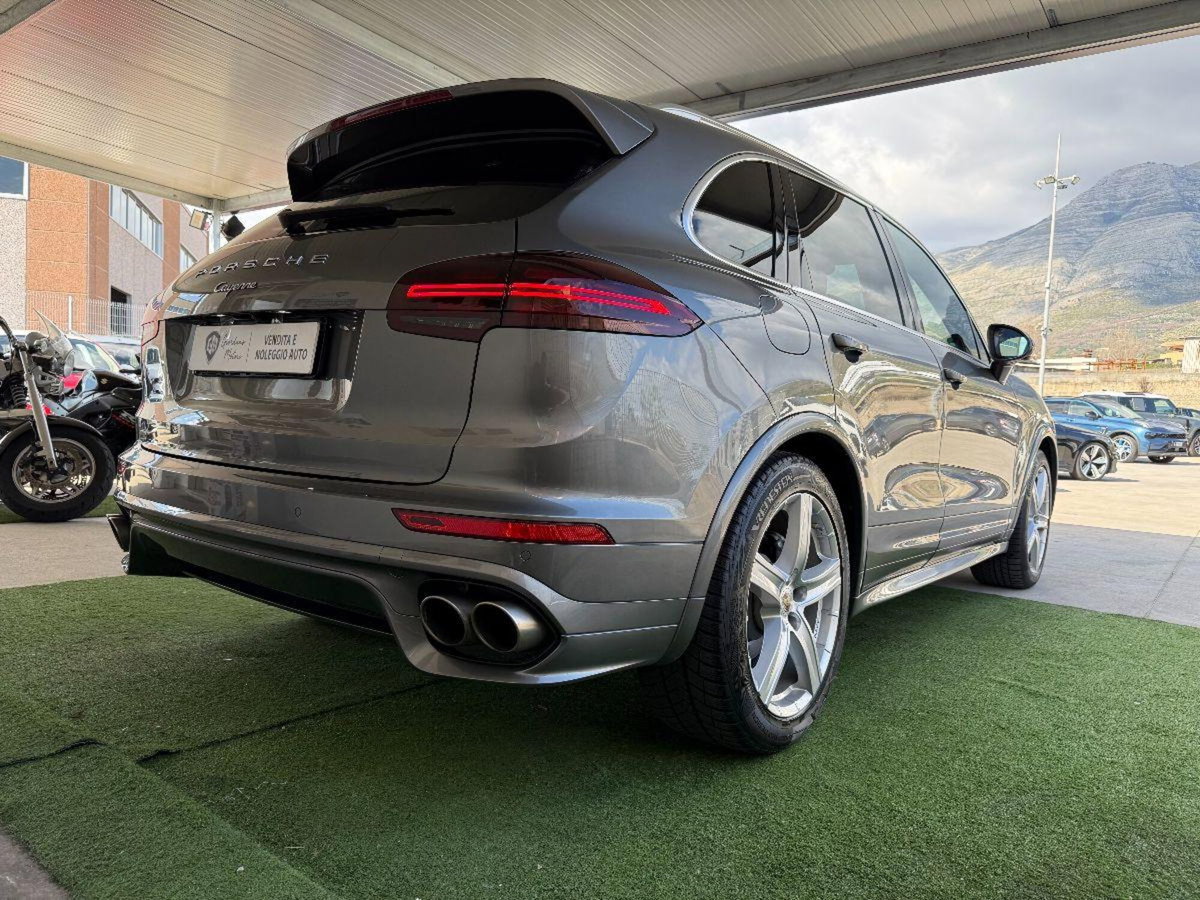 Porsche Cayenne 4.1 S Diesel (6)