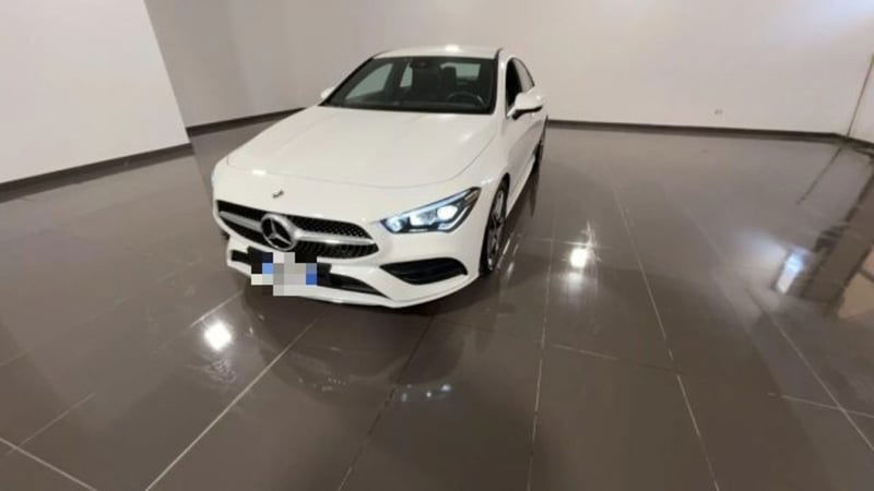 Mercedes-Benz CLA 200 Automatic Premium