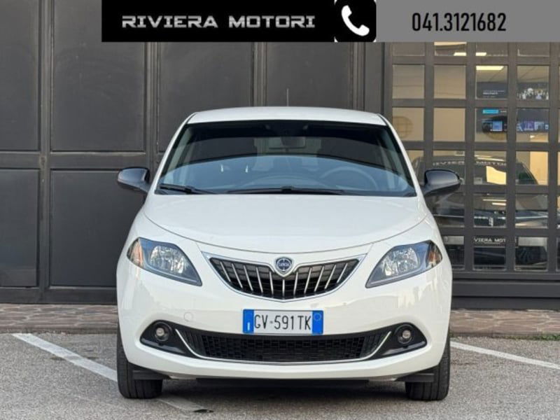 Lancia Ypsilon 1.0 FireFly 5 porte S&S Hybrid Ecochic UnYca