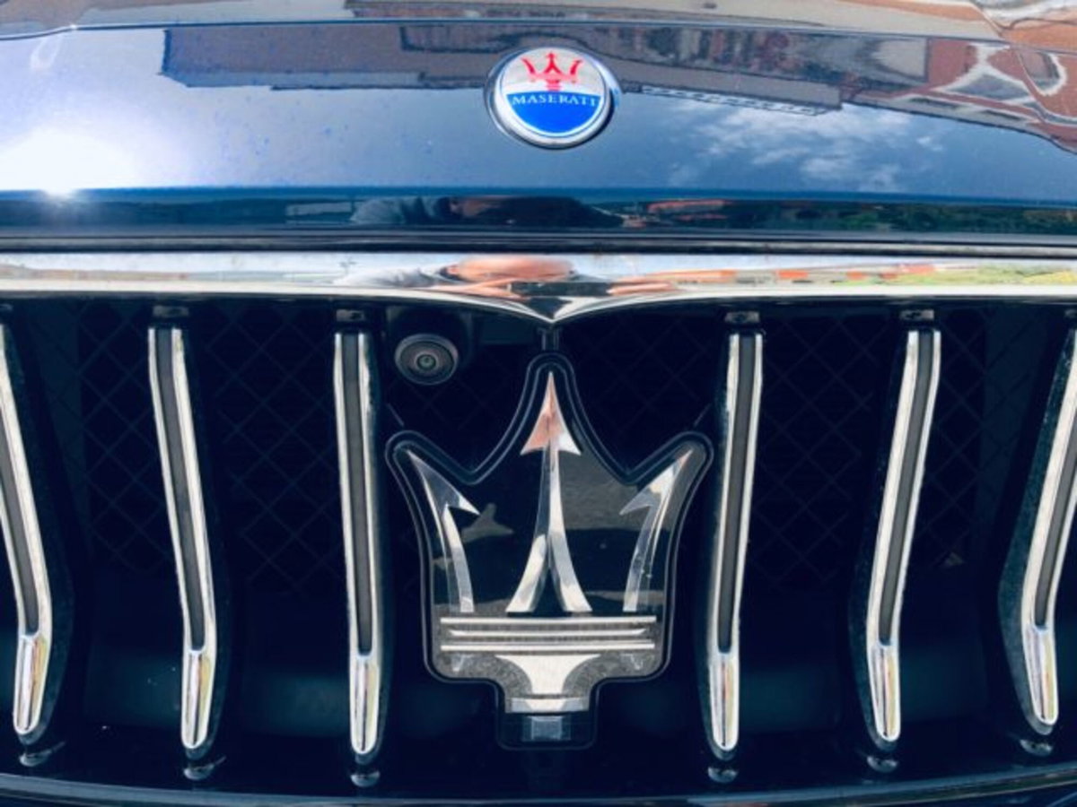 Maserati Ghibli Ghibli L4 330 CV MHEV Granlusso (16)