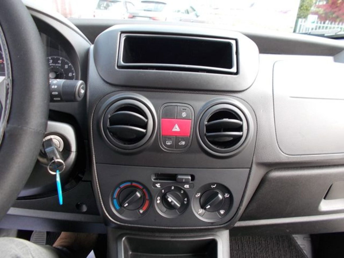 Fiat Fiorino Furgone cargo 1.3 mjt 95cv SX (12)