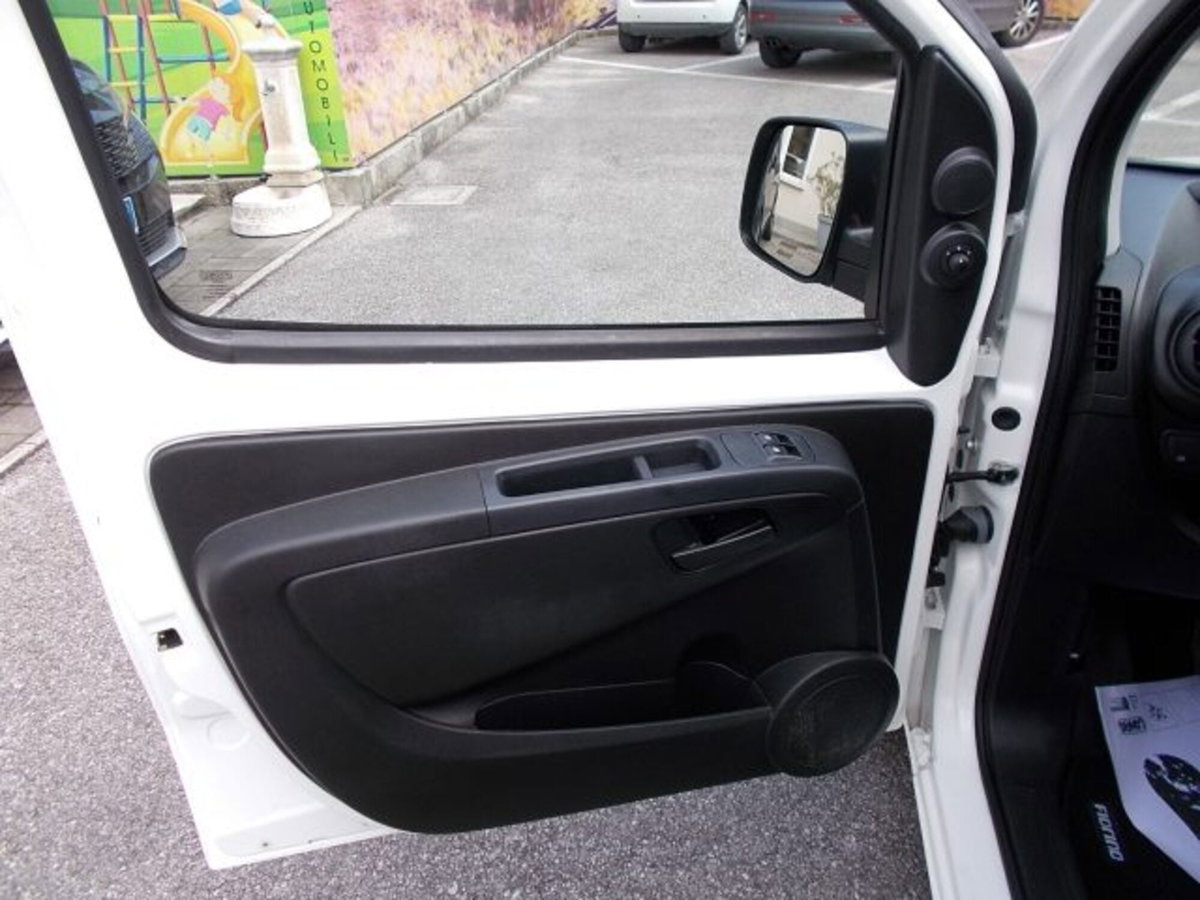 Fiat Fiorino Furgone cargo 1.3 mjt 95cv SX (13)