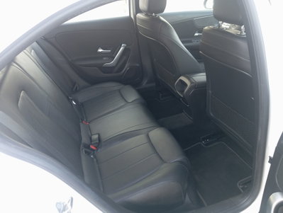 Mercedes-Benz Classe A 200 d Automatic Sport (12)