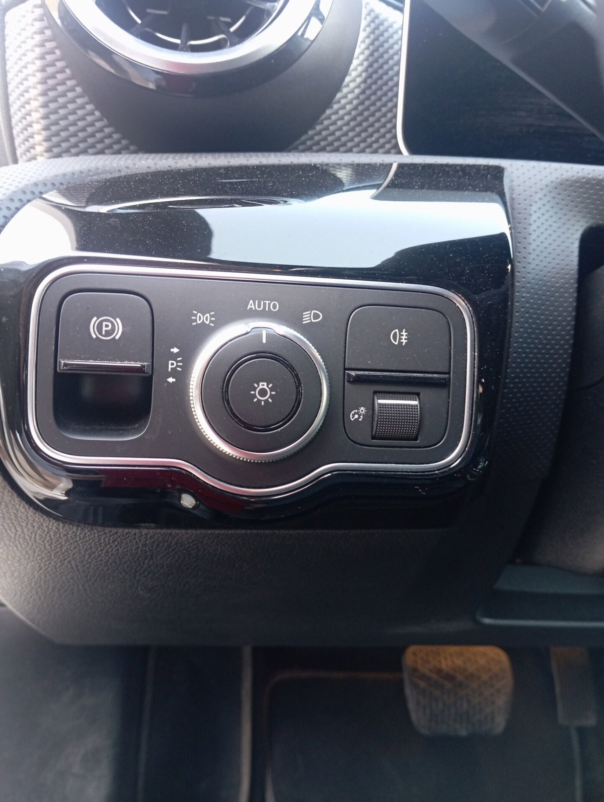 Mercedes-Benz Classe A 200 d Automatic Sport (16)