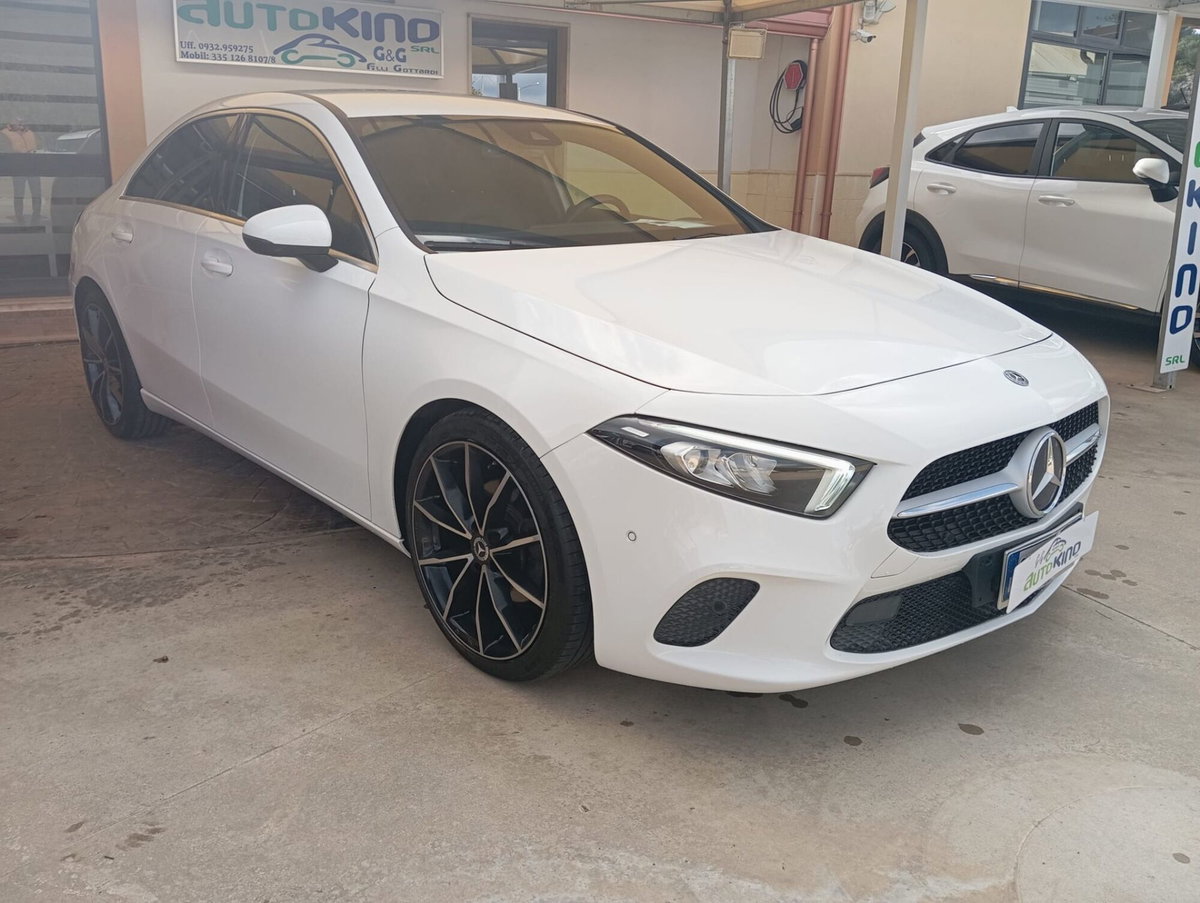 Mercedes-Benz Classe A 200 d Automatic Sport (8)
